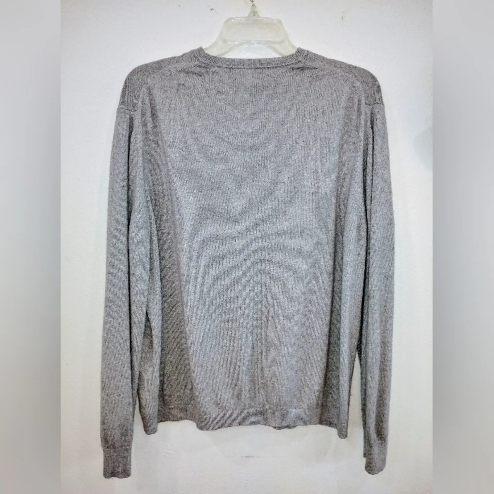 BANANA REPUBLIC SILK CASHMERE V NECK SWEATER